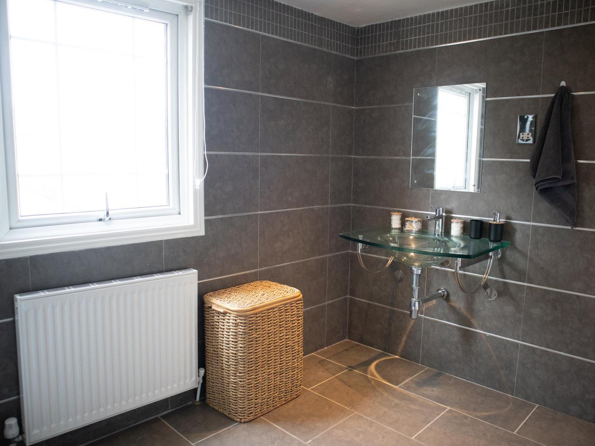 Bright Private Terrace - Free Private Parking - Tv - Wifi - Netflix Apartment Croydon Luaran gambar