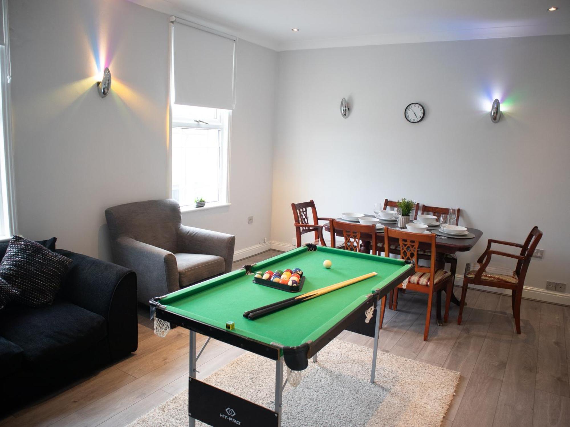 Bright Private Terrace - Free Private Parking - Tv - Wifi - Netflix Apartment Croydon Luaran gambar
